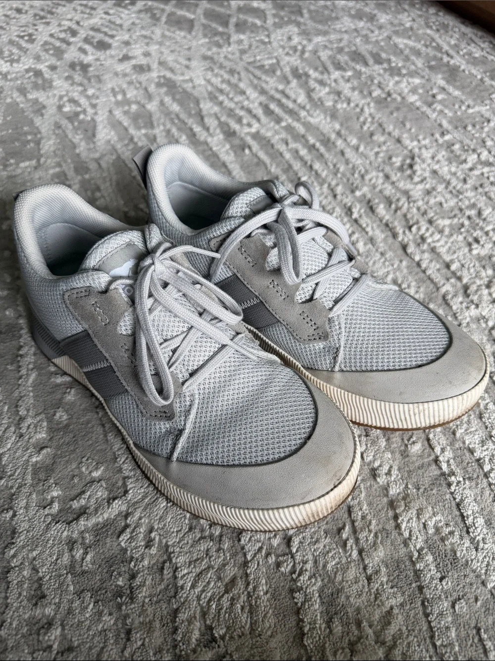 Sorel Woman's Light Gray and White Waterproof Sneakers
